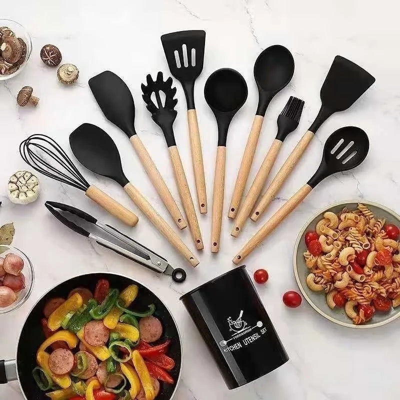 Kit de Utensílios de Cozinha com 12 Peças em Silicone e Cabos de Madeira